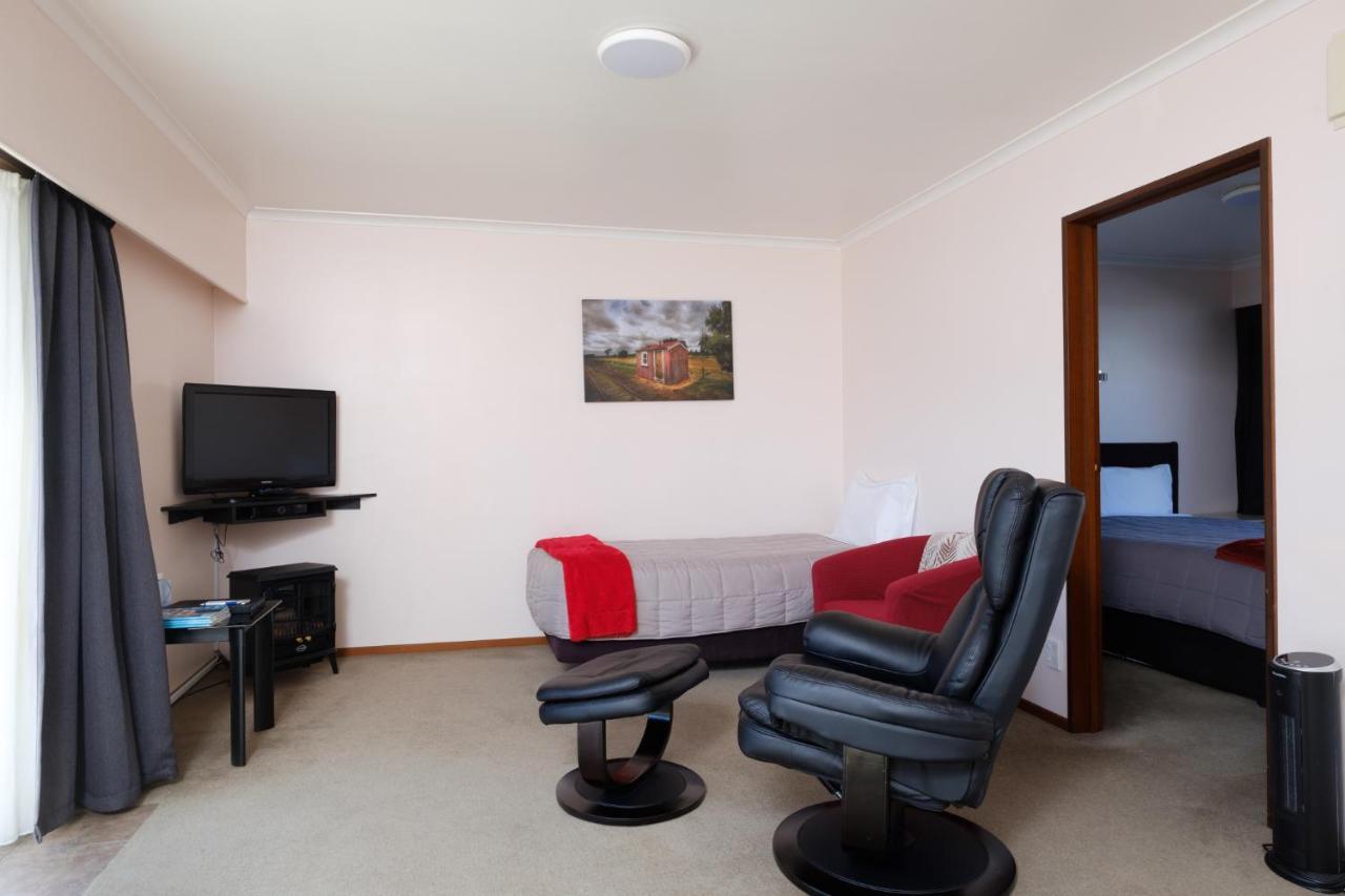 Esplanade Motels Gore Zewnętrze zdjęcie